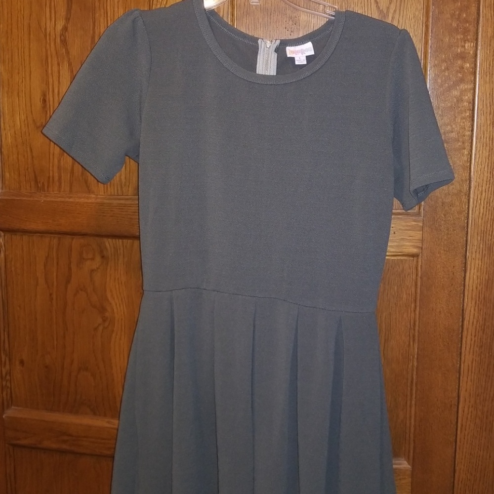 LuLaRoe Amelia